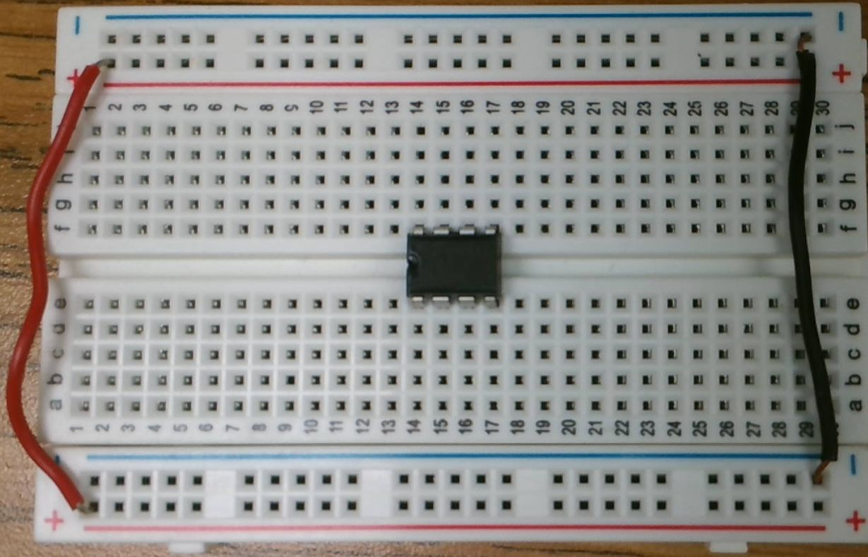 555 IC placed on breadboard