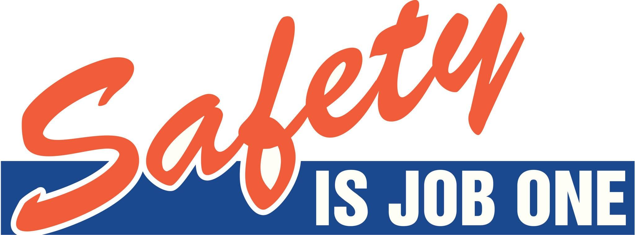 Simple circuit with battery and light bulb